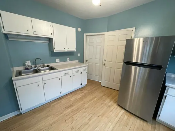 2178 N 57th St, Milwaukee, WI 53208