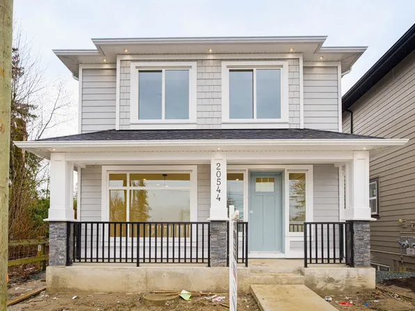 20544 76th Ave, Langley, BC V2Y 3S8