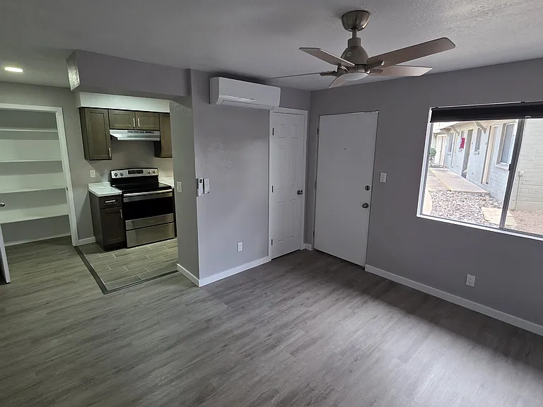Sierra Linda Apartments — Photo 29