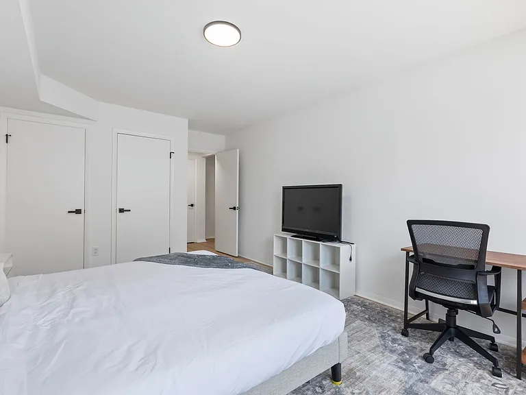 The Gallery Apartments — Photo 34