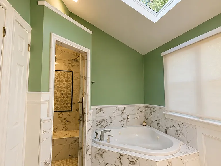 12 Raven Dr — Photo 8
