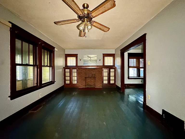 720 Neshannock Blvd — Photo 9