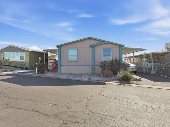 7124 Springfield Dr NE, Albuquerque, NM 87109