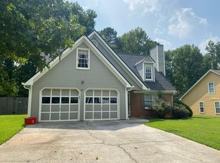 371 Thornbush Trce, Lawrenceville, GA 30046