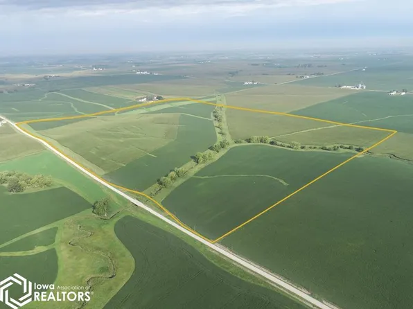 1704 250th St, Tipton, IA 52772