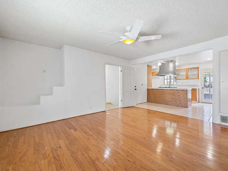 101 Hampden Ter — Photo 13