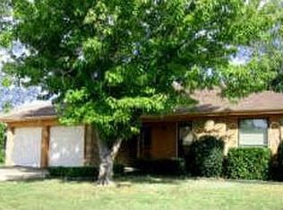 7512 Clover Ln, Watauga, TX 76148