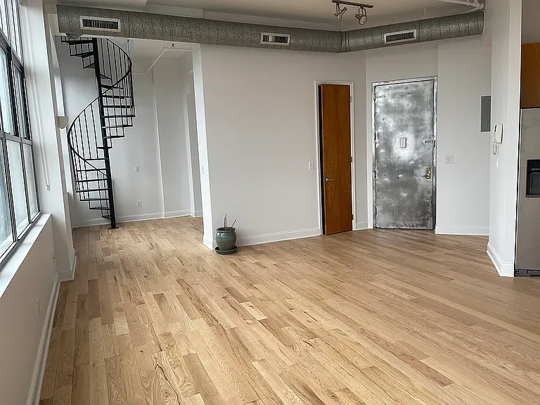 176 Johnson St #8D — Photo 1