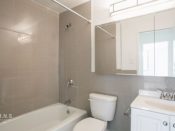 5th image of 344 E 63rd St #7EE