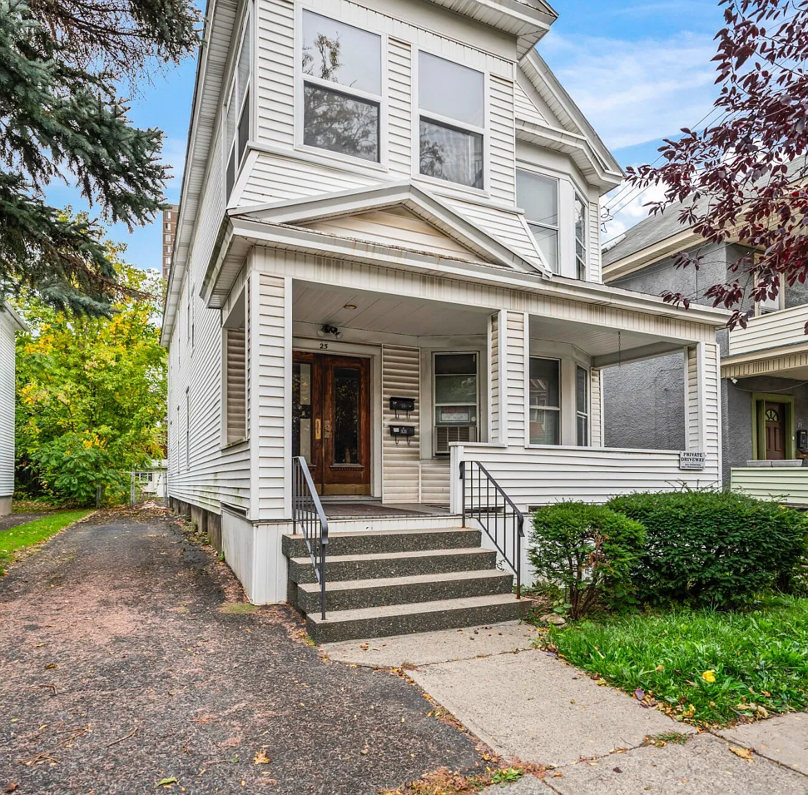 3 bed, $1,650 — Photo 1