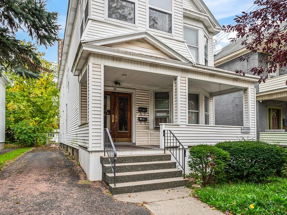 25 Kent St #1