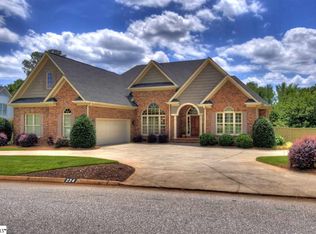 234 Woods Rd, Greer, SC 29650