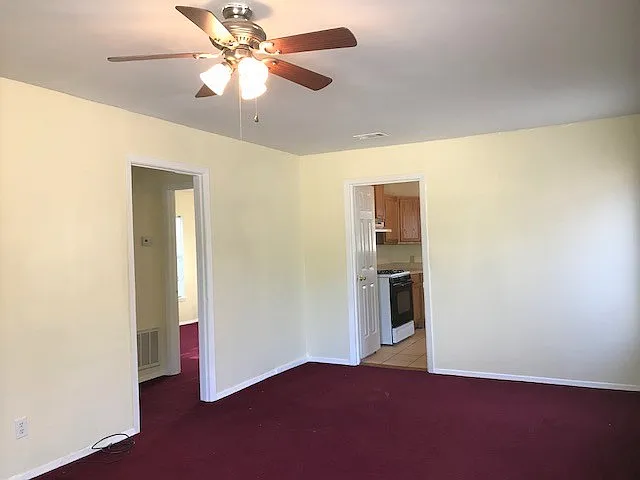 1306 Yale Ave — Photo 3