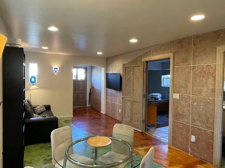 368 Boeker Ave — Photo 17