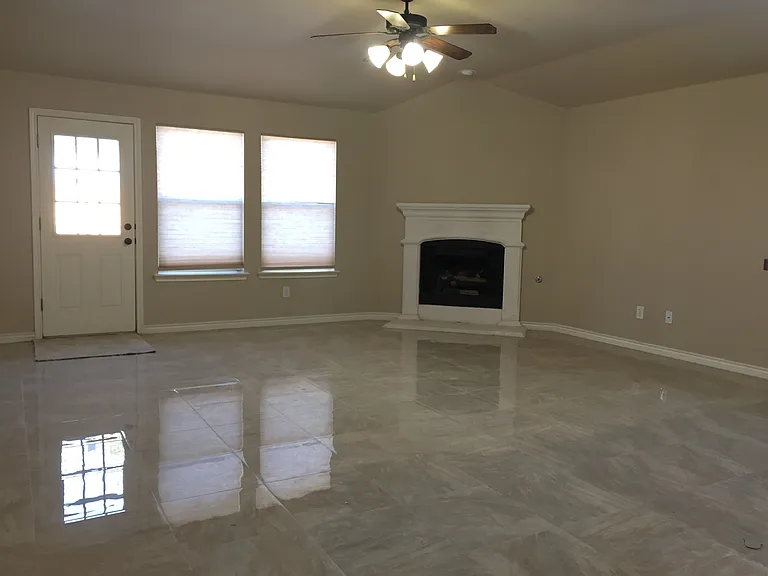 3600 White Summit Ln — Photo 4