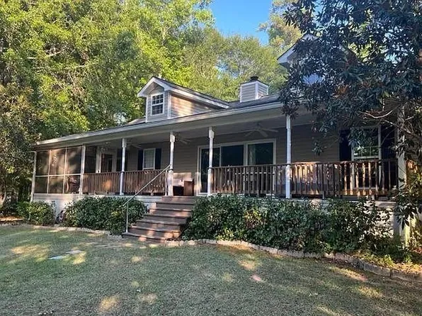 2780 Lake Crest Dr, Sparta, GA 31087