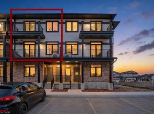 53 Lomond Ln, Kitchener, ON N2R0T6