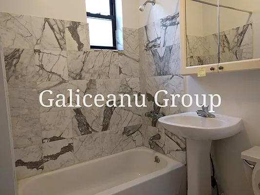 Rented by Lexington Real Estate Group | media 63