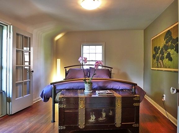 5th image of 3561 Fairmount Blvd