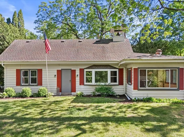W235S5479 Big Bend ROAD, Waukesha, WI 53189