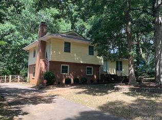 5906 Cabotwood Ln, Charlotte, NC 28212