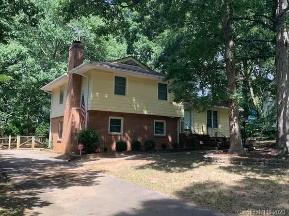 5906 Cabotwood Ln, Charlotte, NC 28212