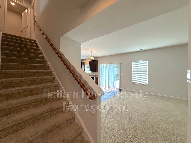 1524 Bailiff Ct SW — Photo 6