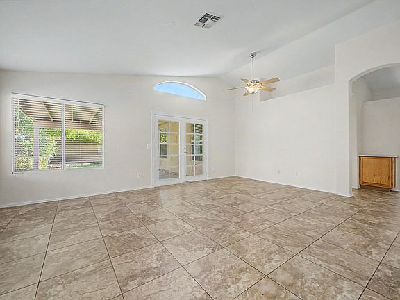 3rd image of 7435 W Louise Dr