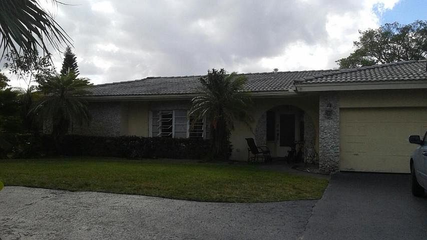 1st image of 9405 NW 37th Ct