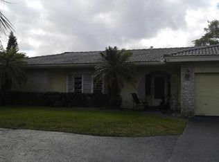 9405 NW 37th Ct, Coral Springs, FL 33065