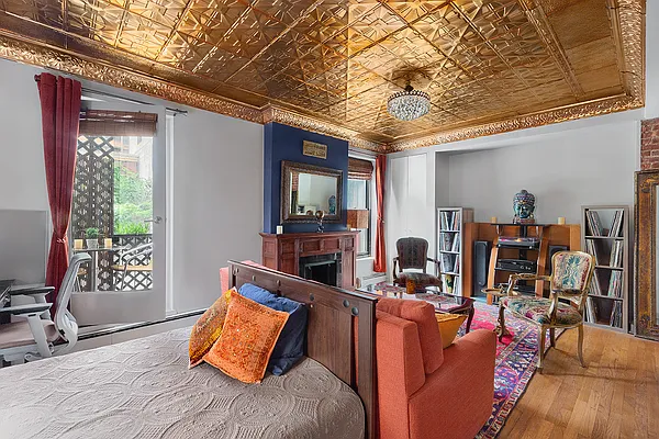 Sold by Compass | media 3