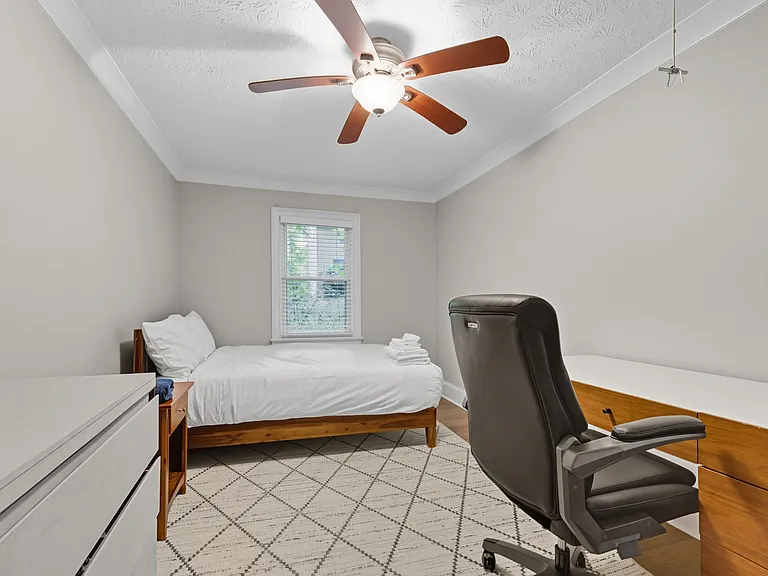 4541 Coopers Creek Pl SE — Photo 17