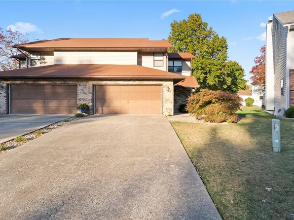 108 Marmont Ct, Belleville, IL 62221