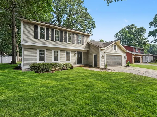 1781 Pinnacle Dr SW, Wyoming, MI 49519