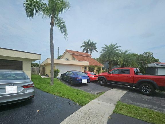 3rd image of 9361 NW 43rd Mnr