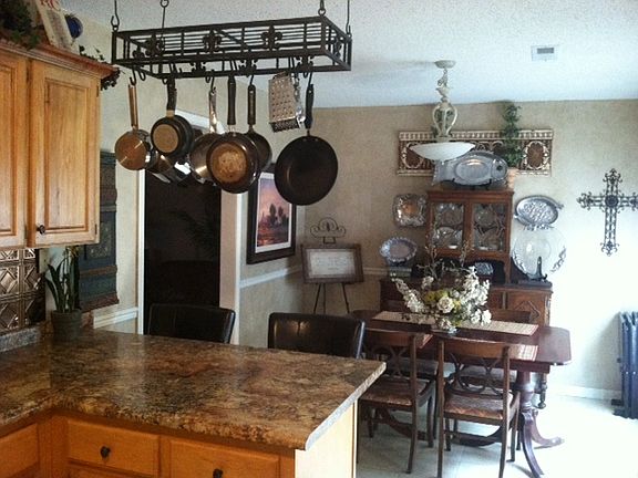 5th image of 103 Will Henry Dr