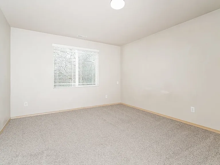 17913 72nd Ave E — Photo 6