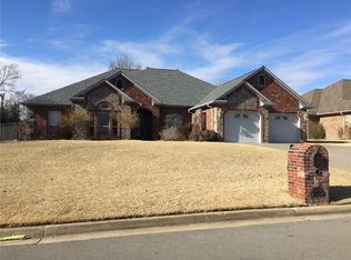 209 Coventry Ln, Fort Gibson, OK 74434