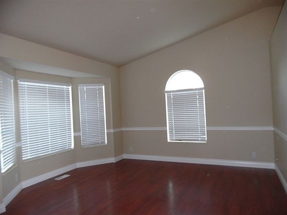 2nd image of 1553 W 540 N