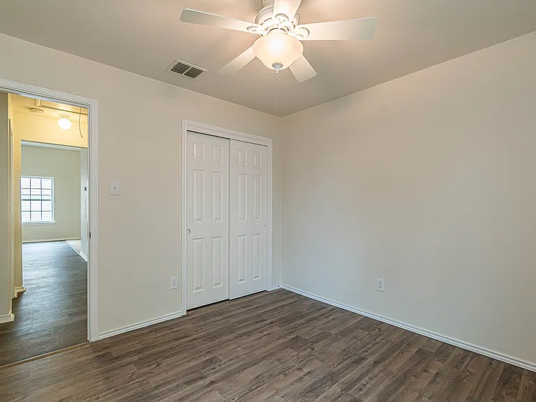 13803 Laramie Hl — Photo 18