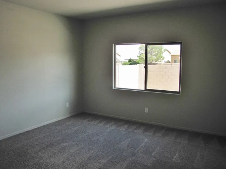 4312 Deanna Dr — Photo 16