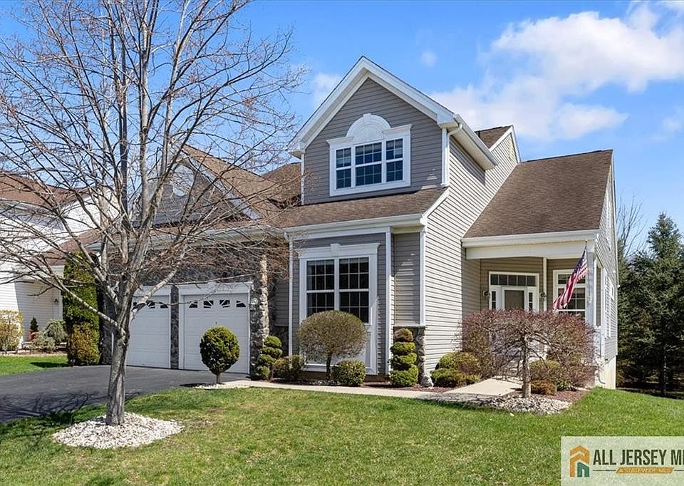 1st image of 141 Timber Hill Dr