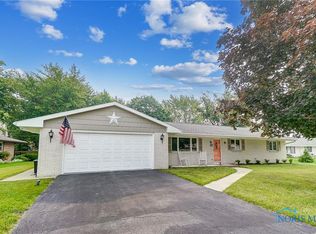 3309 Edgemont Dr, Findlay, OH 45840