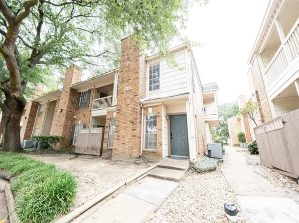 2626 Holly Hall St APT 1201, Houston, TX 77054