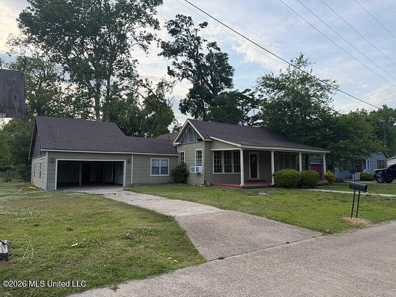 1st image of 501 Lee St