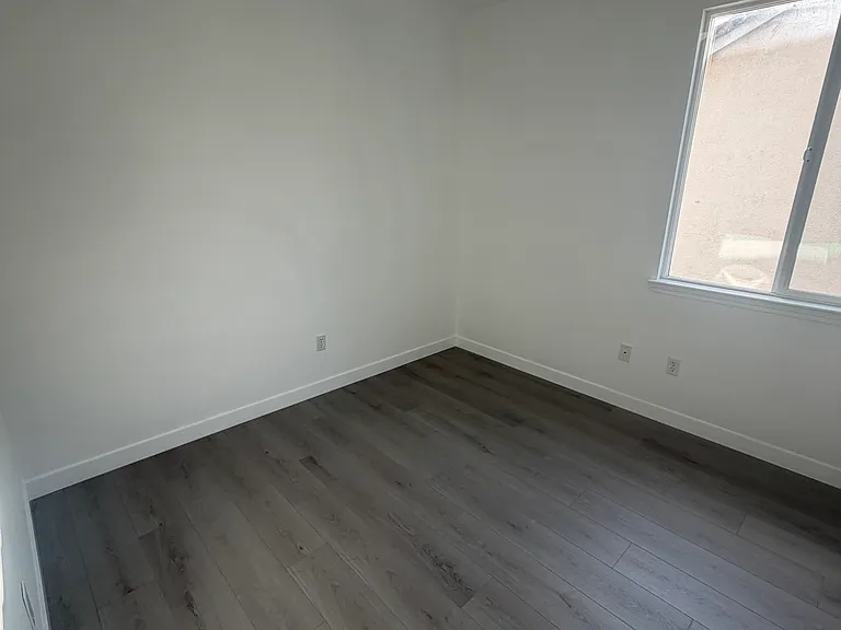 109 Cropton Ct — Photo 15