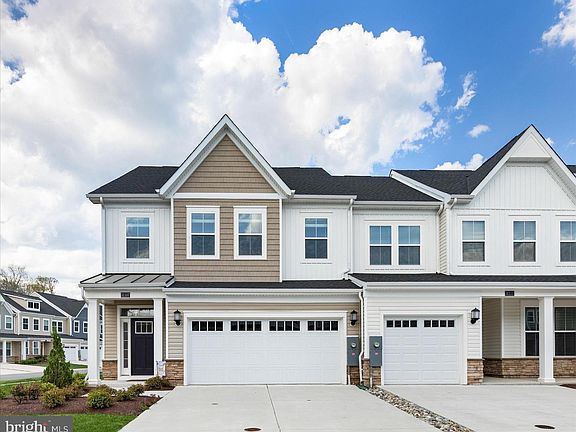 2nd image of 31107 Christys Way