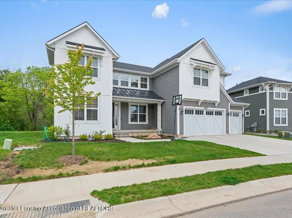5651 Copper Creek Dr, Haslett, MI 48840