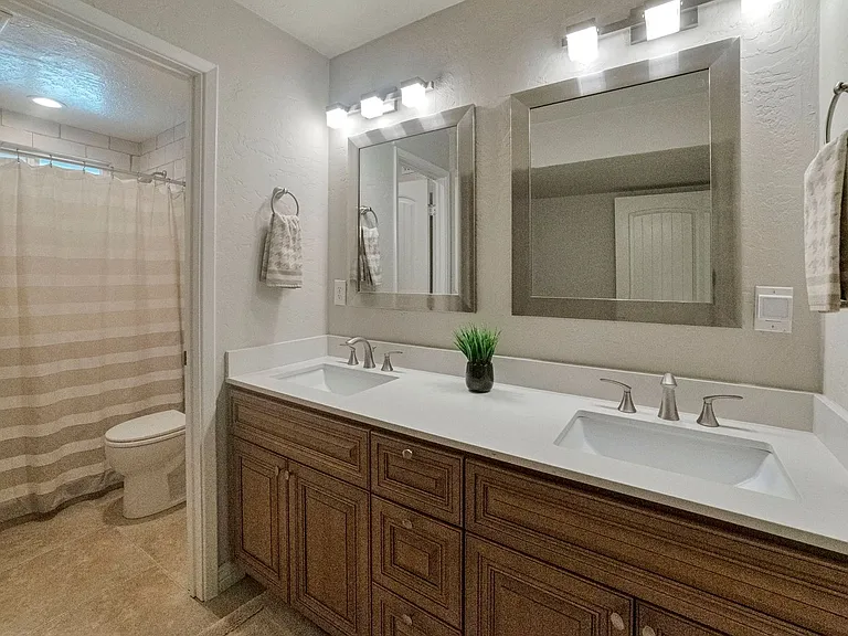 8737 E Plaza Ave — Photo 14