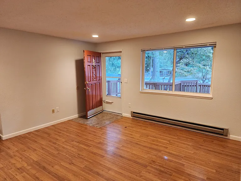 Front Rm
